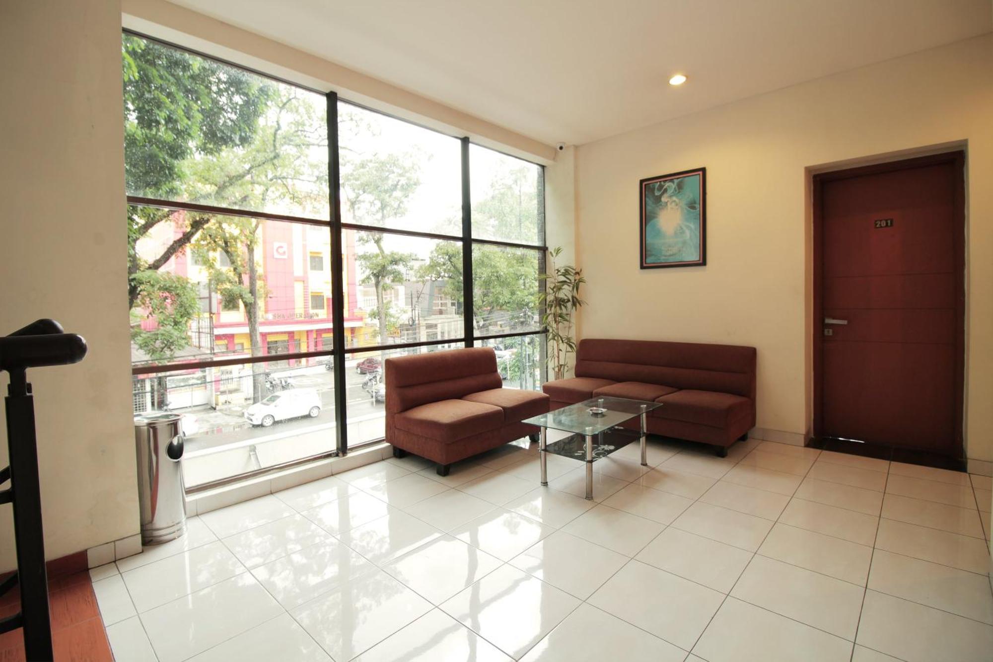 Capital O Galaxy Hotel Bandung
